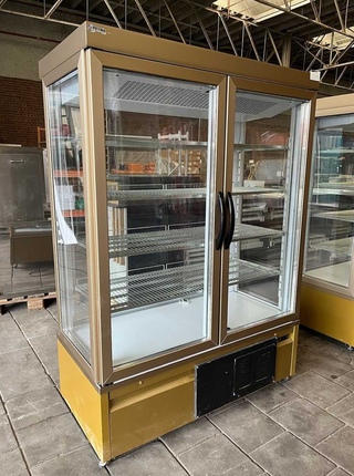 Gebaksvitrine 880 liter, Tekna, 7400 PV